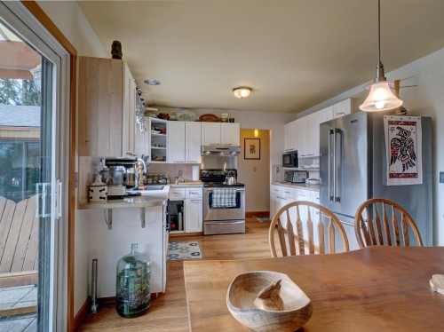 6183 Bligh Road, Sechelt, BC 