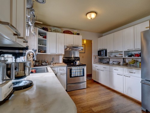 6183 Bligh Road, Sechelt, BC 