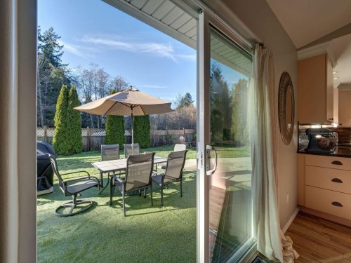 5643 Curtis Place, Sechelt, BC 