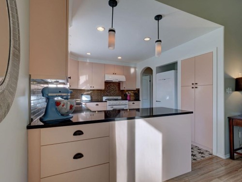 5643 Curtis Place, Sechelt, BC 