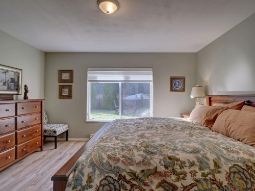 5643 Curtis Place, Sechelt, BC 