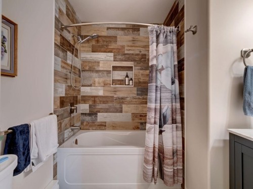 5643 Curtis Place, Sechelt, BC 