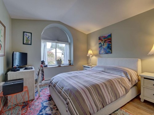 5643 Curtis Place, Sechelt, BC 