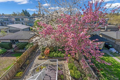 4060 10Th Avenue W, Vancouver, BC 