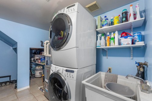 1241 Nestor Street, Coquitlam, BC 