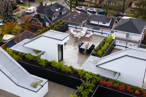 606-2268 Broadway E, Vancouver, BC 