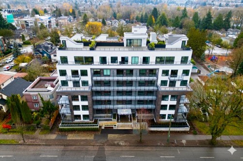 606-2268 Broadway E, Vancouver, BC 