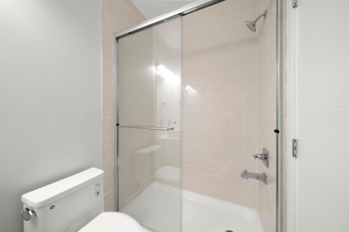 253 18Th Street W, North Vancouver, BC 