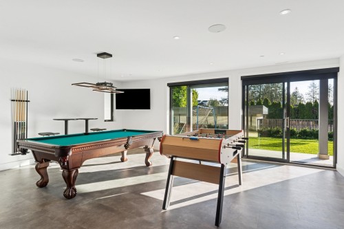 2678 Mathers Avenue, West Vancouver, BC 