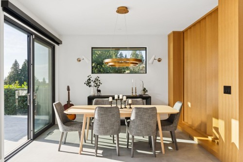 2678 Mathers Avenue, West Vancouver, BC 