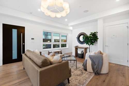 1135 33Rd Avenue W, Vancouver, BC 