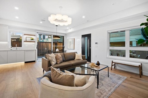 1135 33Rd Avenue W, Vancouver, BC 