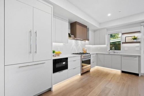 1135 33Rd Avenue W, Vancouver, BC 