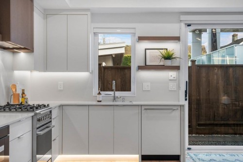 1135 33Rd Avenue W, Vancouver, BC 