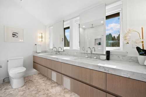 1141 33Rd Avenue W, Vancouver, BC 