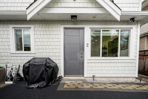 #2-4675 Canada Way, Burnaby, BC 