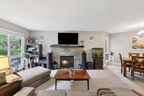 206-7459 Moffatt Road  Richmond, BC V6Y 1X9