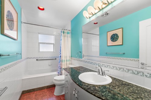 317 Gloucester Court, Coquitlam, BC 