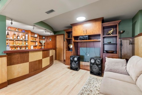 317 Gloucester Court, Coquitlam, BC 