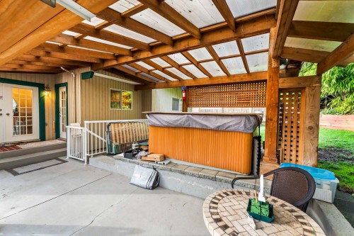 317 Gloucester Court, Coquitlam, BC 