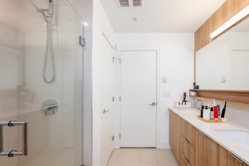 403-750 Dogwood Street, Coquitlam, BC 