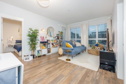 403-750 Dogwood Street, Coquitlam, BC 