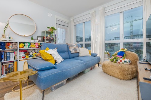 403-750 Dogwood Street, Coquitlam, BC 