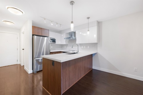 205-7131 Stride Avenue, Burnaby, BC 