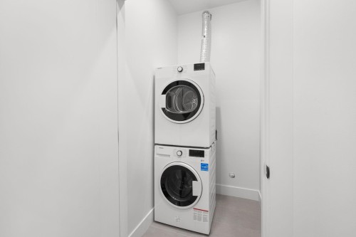 2632 Ward Street, Vancouver, BC 