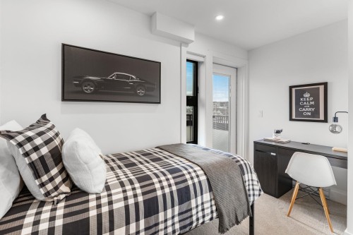 2632 Ward Street, Vancouver, BC 