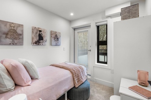 2632 Ward Street, Vancouver, BC 