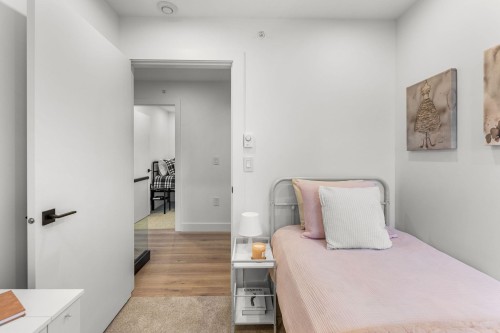 2632 Ward Street, Vancouver, BC 