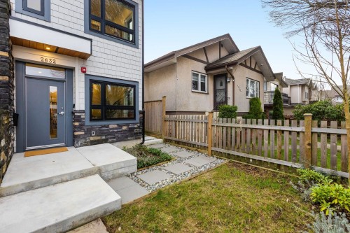 2632 Ward Street, Vancouver, BC 