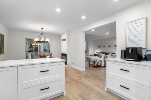 31 Deerwood Place, Port Moody, BC 