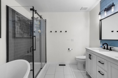 31 Deerwood Place, Port Moody, BC 