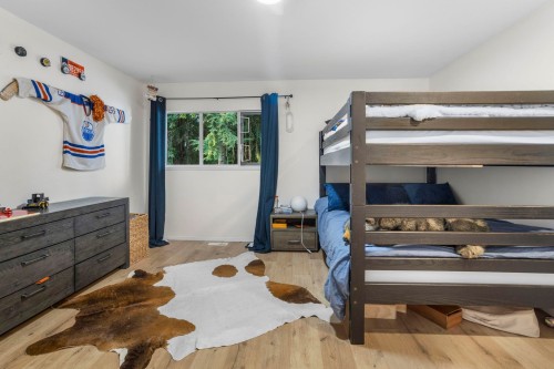 31 Deerwood Place, Port Moody, BC 