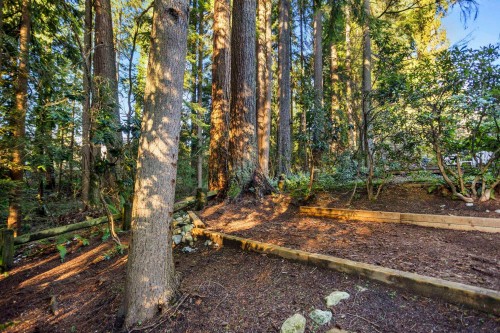 31 Deerwood Place, Port Moody, BC 