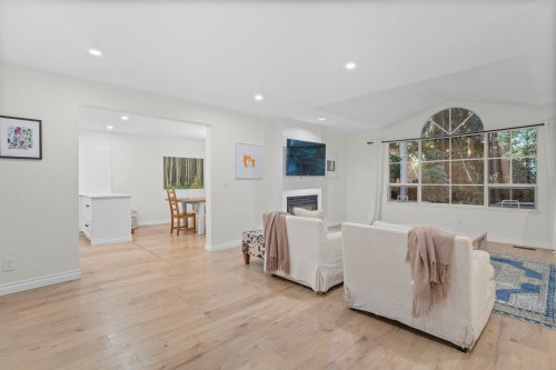 31 Deerwood Place, Port Moody, BC 