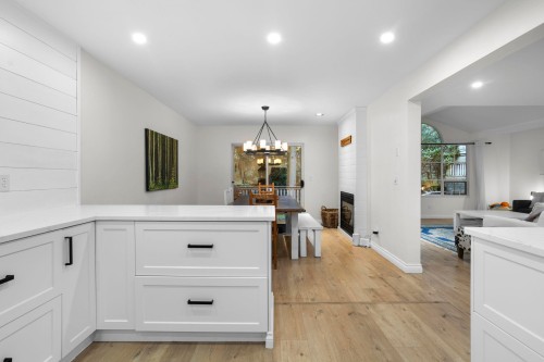 31 Deerwood Place, Port Moody, BC 