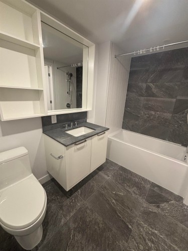 414-645 Como Lake Avenue, Coquitlam, BC 