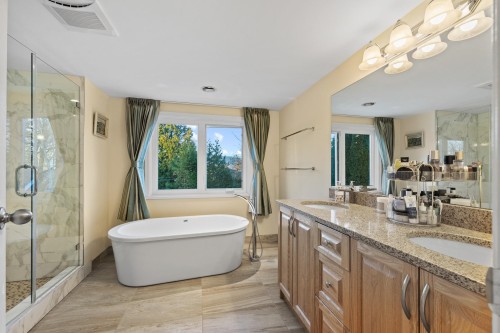 4069 14Th Avenue W, Vancouver, BC 