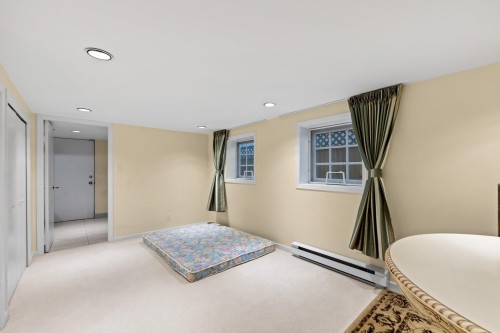 4069 14Th Avenue W, Vancouver, BC 