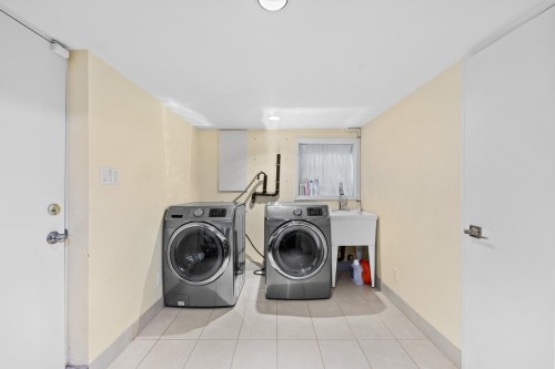 4069 14Th Avenue W, Vancouver, BC 