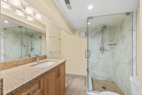 4069 14Th Avenue W, Vancouver, BC 