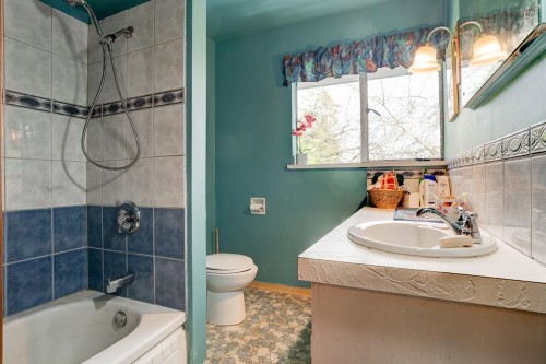 1827 Harbour Street, Port Coquitlam, BC 