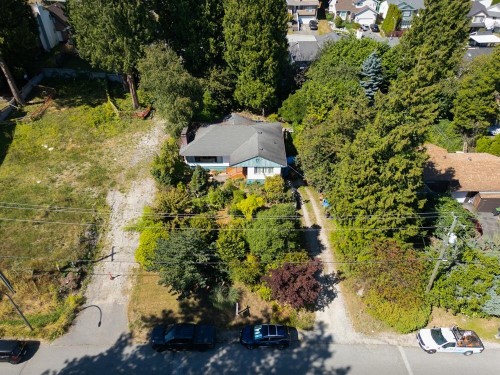 1827 Harbour Street, Port Coquitlam, BC 