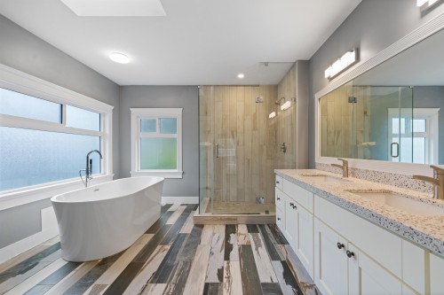 4053 38Th Avenue W, Vancouver, BC 