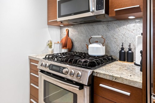 2538 Maple Street, Vancouver, BC 