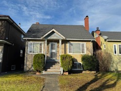 2621 Kitchener Street  Vancouver, BC V5K 3C9