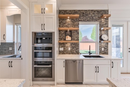 8511 Sierpina Drive, Richmond, BC 